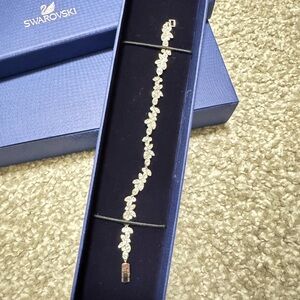 Swarovski Silver and Crystal Leaf Bracelet